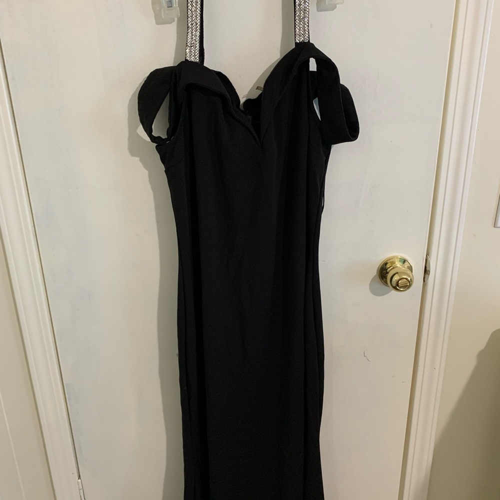 Floor length dress simple yet elegant